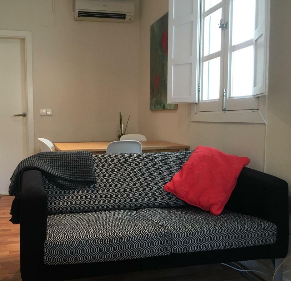 Vidrio Apartment Севиля Екстериор снимка